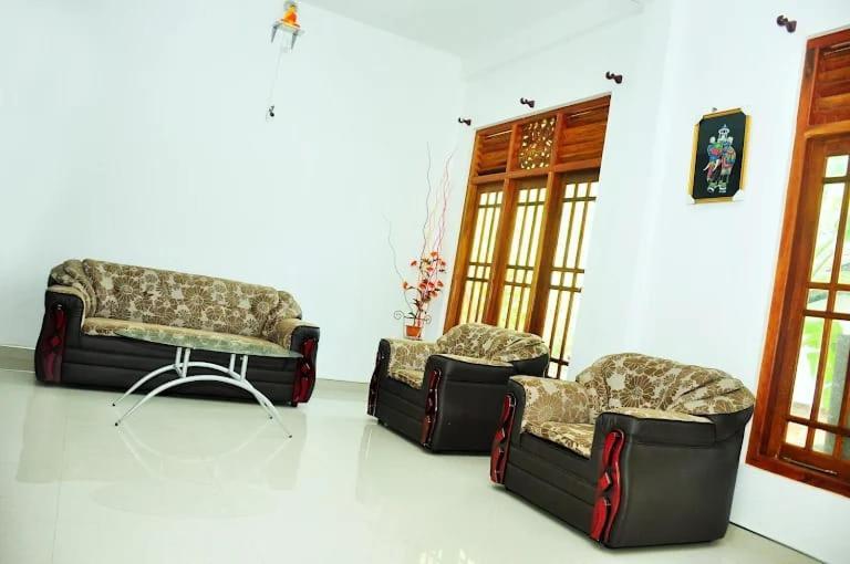 Randu Homestay And Restaurant Tangalle Buitenkant foto