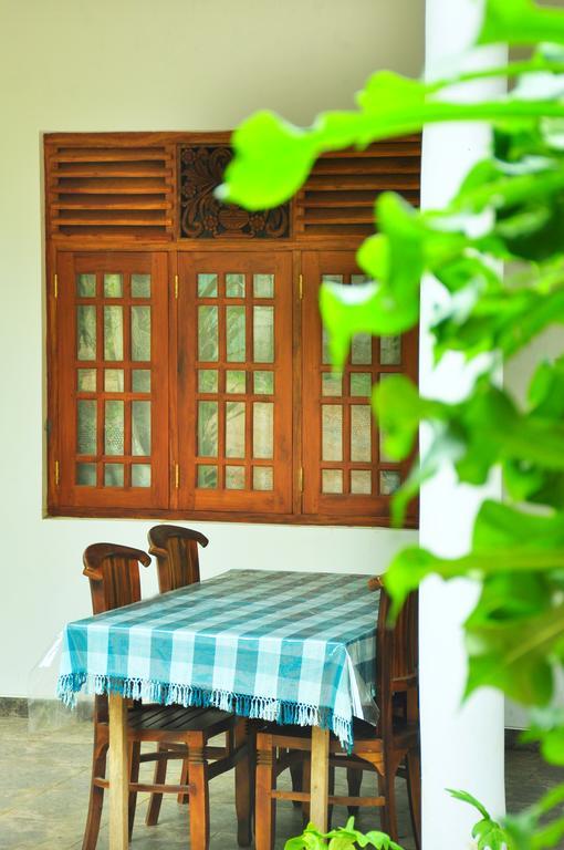 Randu Homestay And Restaurant Tangalle Buitenkant foto